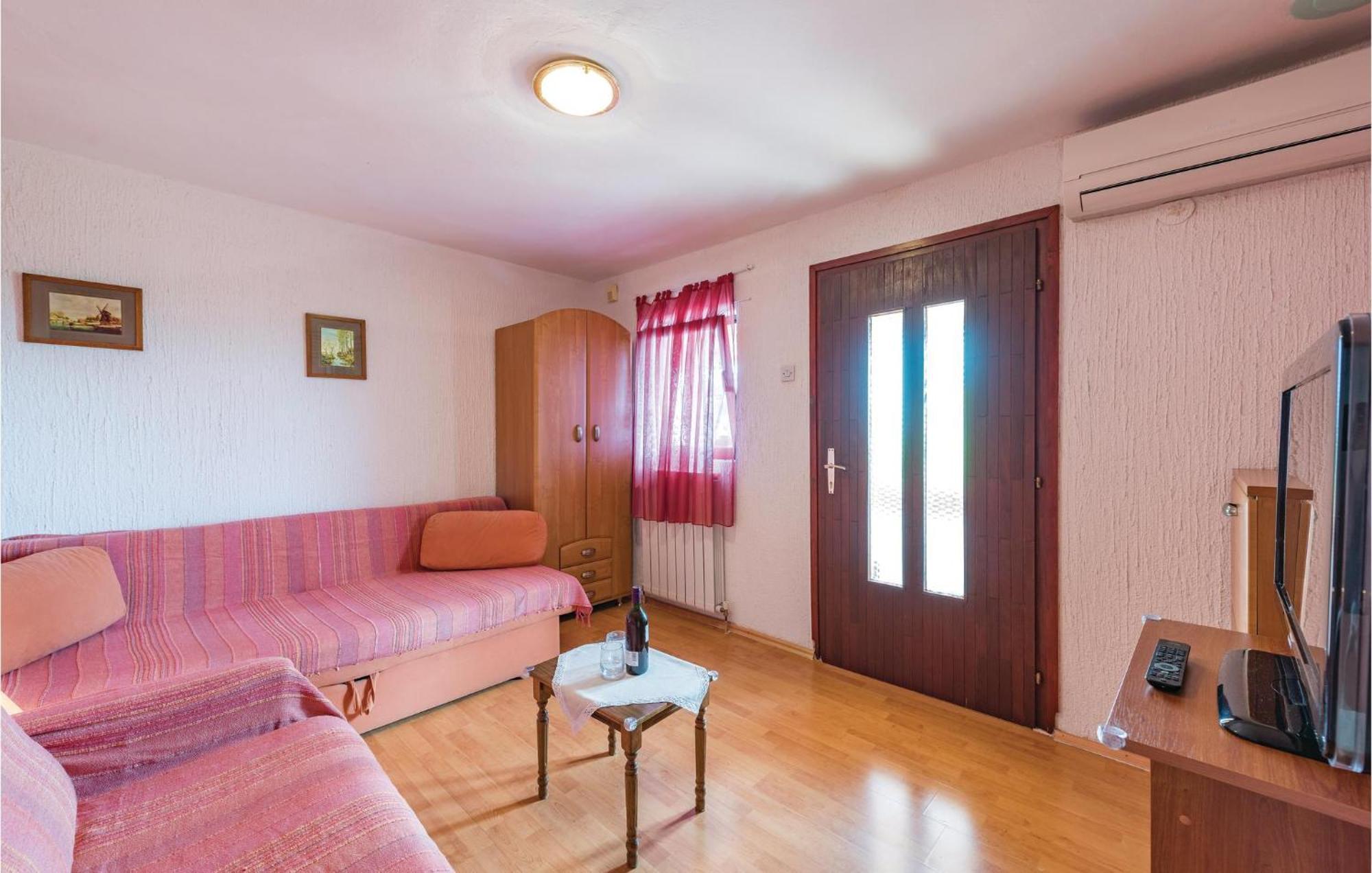 Awesome Home In Porec With House Sea View Exteriér fotografie